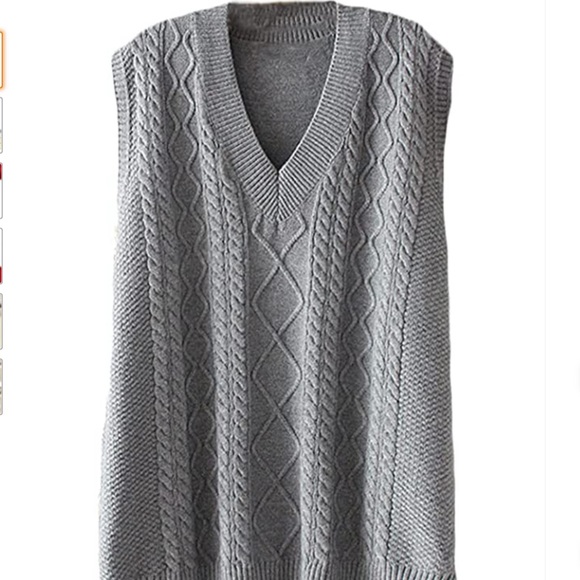 Sweaters - NWT Beautiful gray cable knit sleeveless sweater